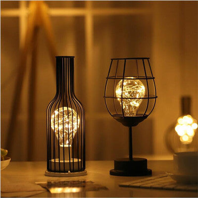 Minimalist Hollow Iron Wine Bottle LED Table Lamp – Warm White Decorative Light